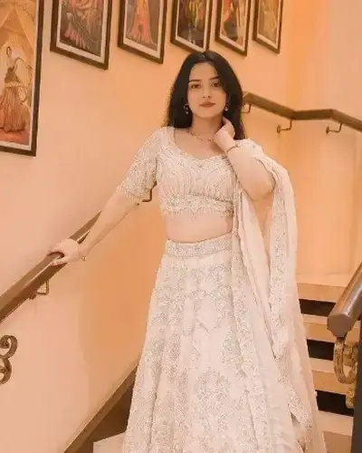 Escort Aranthangi
